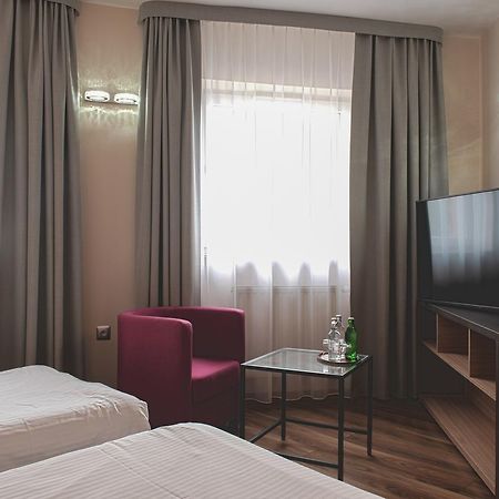 H6 Major Aparthotel Travel & Business, Free Parking 克拉科夫 外观 照片