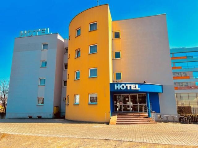 H6 Major Aparthotel Travel & Business, Free Parking 克拉科夫 外观 照片