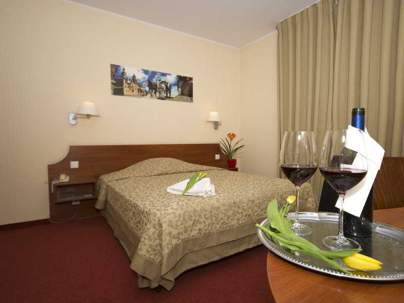 H6 Major Aparthotel Travel & Business, Free Parking 克拉科夫 外观 照片