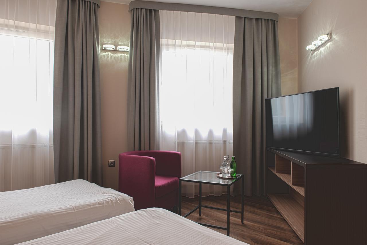 H6 Major Aparthotel Travel & Business, Free Parking 克拉科夫 外观 照片