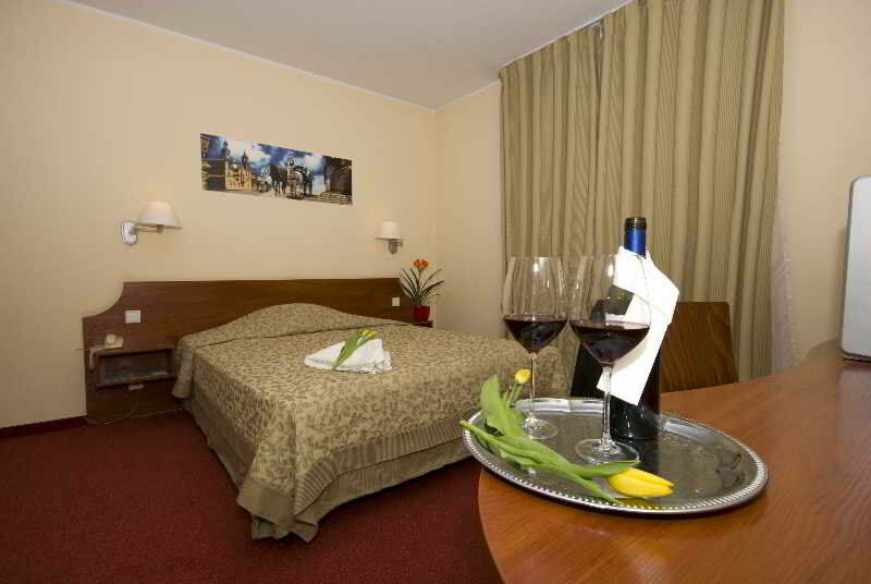 H6 Major Aparthotel Travel & Business, Free Parking 克拉科夫 外观 照片